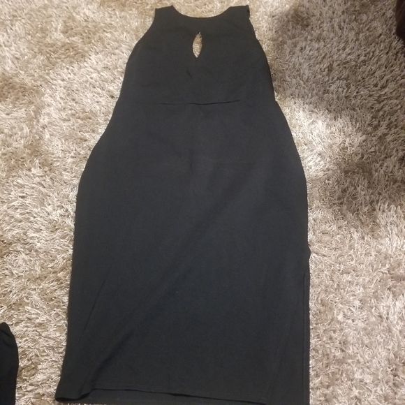 Dress - Picture 1 of 2